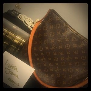 Louis Vuitton Looping GM